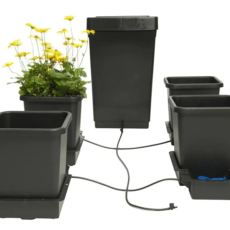 World Botanics AutoPot bewateringssysteem 4 potten 15L